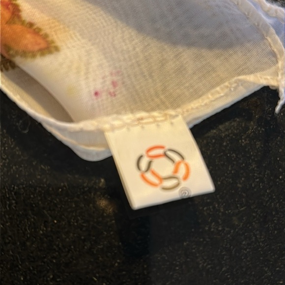 Beautifully Chic Paisley Pattern Scarf Square - Picture 7 of 9